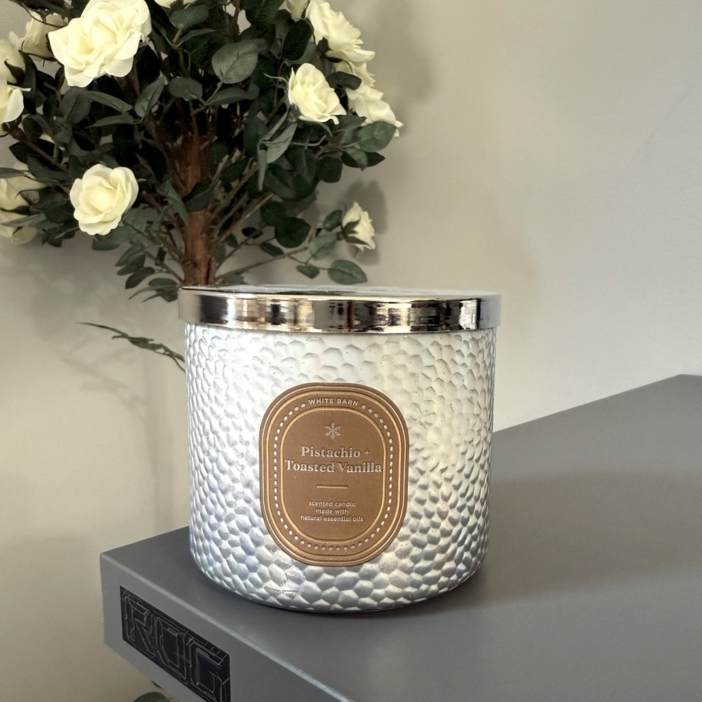 PISTACHIO & TOASTED VANILLA Bath & Body Works 3 Wick Candle